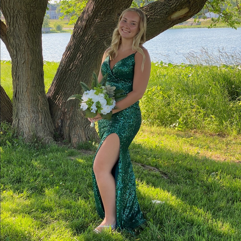 Stunner Boutique emerald green sequin prom dress